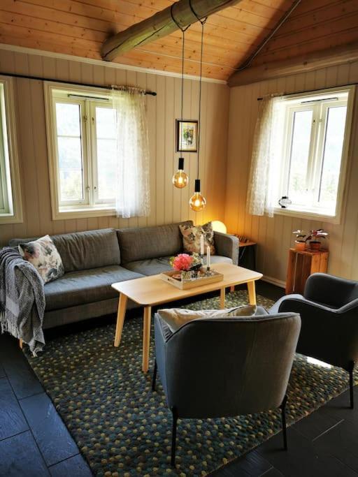 Nydelig Lite Hus Med Egen Vedfyrt Baksteovn. Villa Каупангер Екстериор снимка